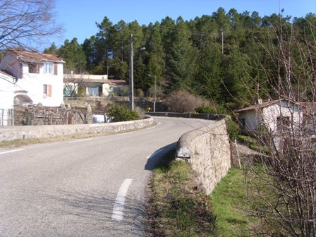 Des maisons au col de Lancize