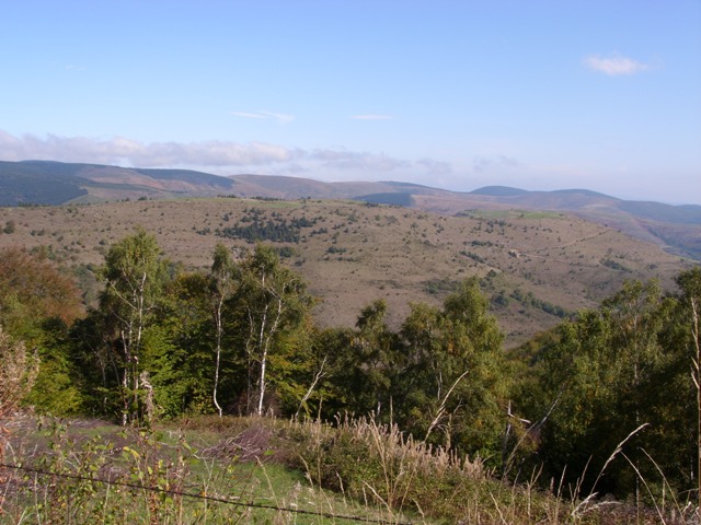 Vue générale sur le massif central depuis le col Bourbon